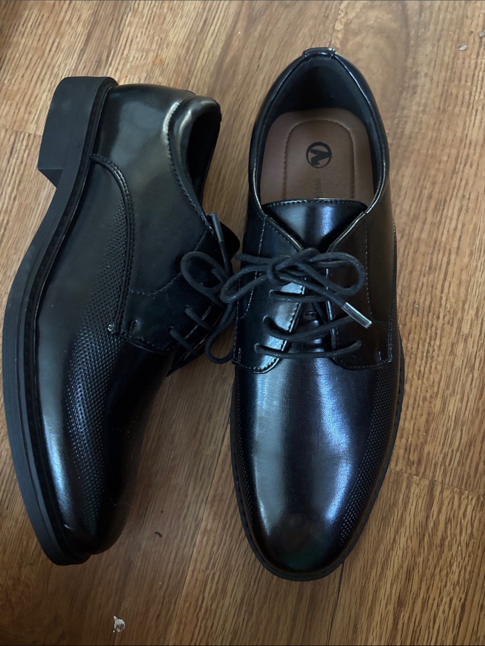 Men's Black Lace-Up Derby Dress Shoes